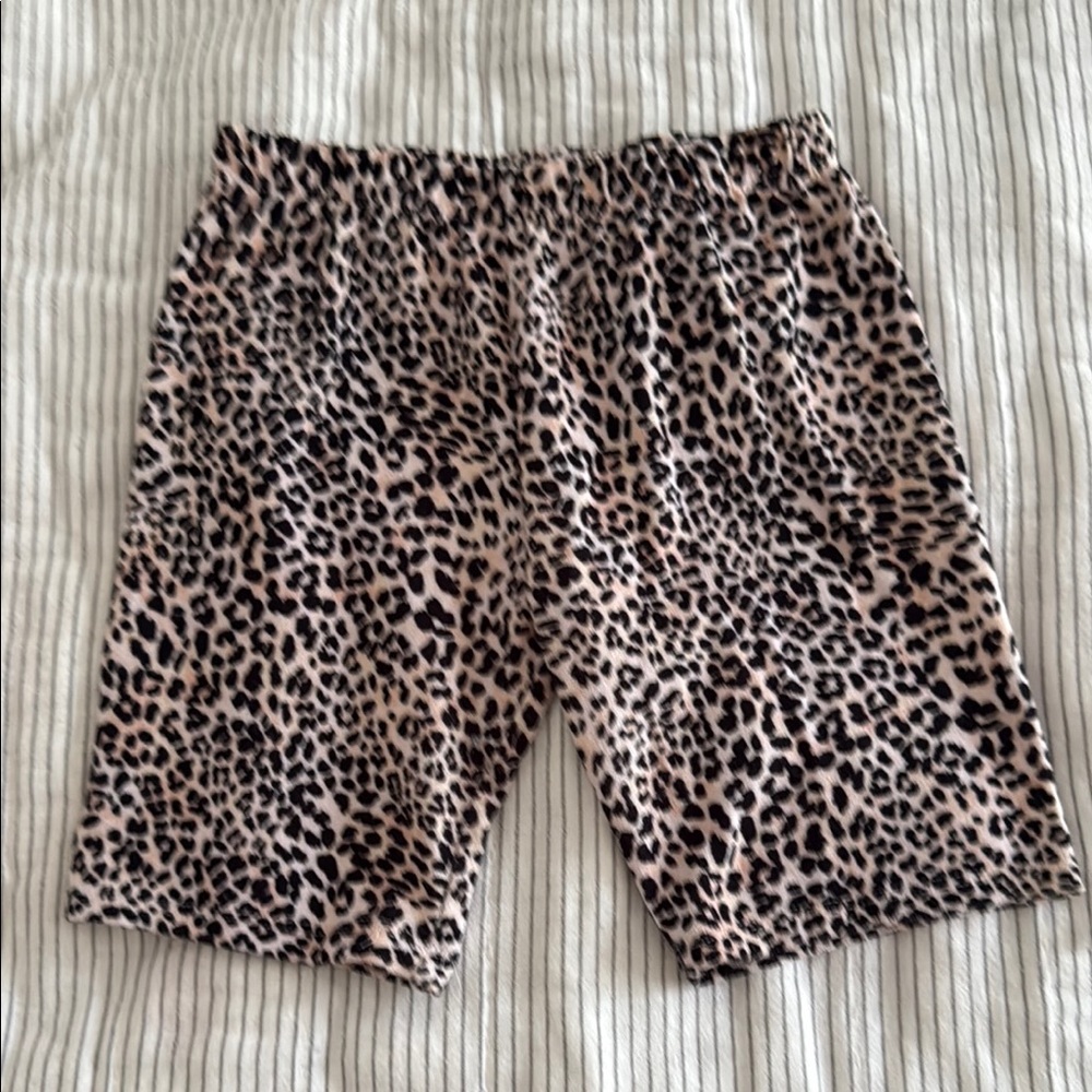 Juicy Couture Girls Brown and Black Bike Shorts Leopard Print